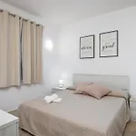 Lo Squalo With High Speed Wifi And Private Garden Casa vacanze Olbia