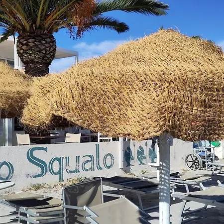 Будинок відпочинку Lo Squalo