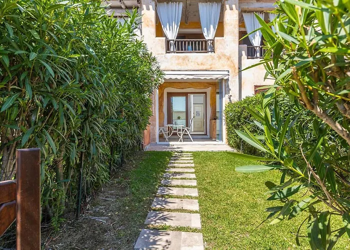 Lo Squalo Holiday home