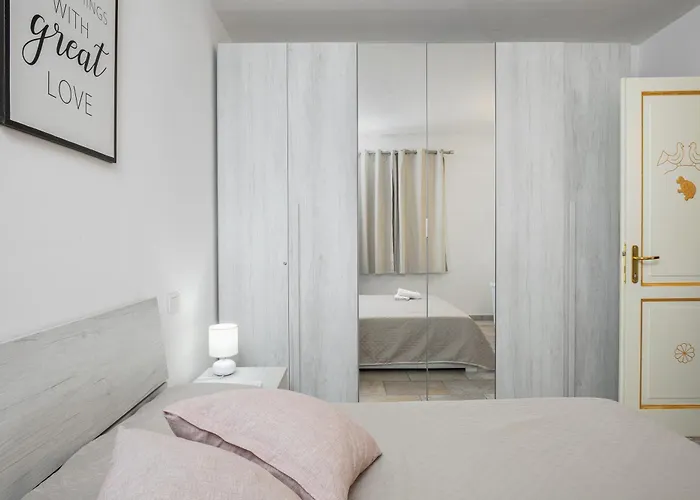 Будинок відпочинку Lo Squalo